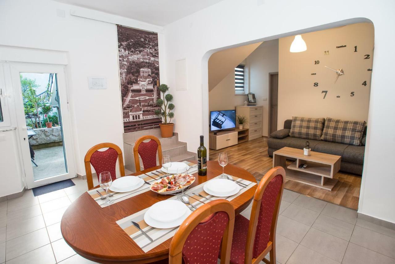 Apartments Omorfia Kraljevica Exterior foto